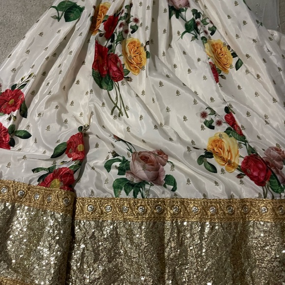 Indian lehenga tops skirt and scarf - Picture 13 of 14